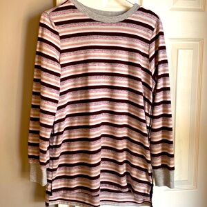Vince Camuto Sweater, Size S.